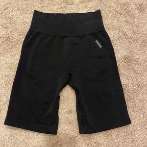 Gymshark black Seamless Biker Shorts inseam: 6” size: XS